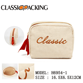 Off-White Linen Makeup Bag With Ribbon Zipper Puller