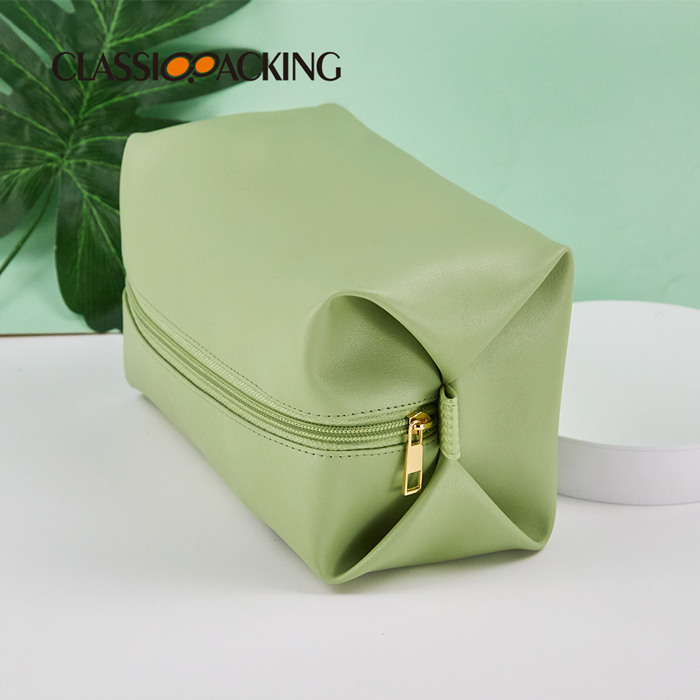 Large Compact Blank Cosmetic Bags Wholesale