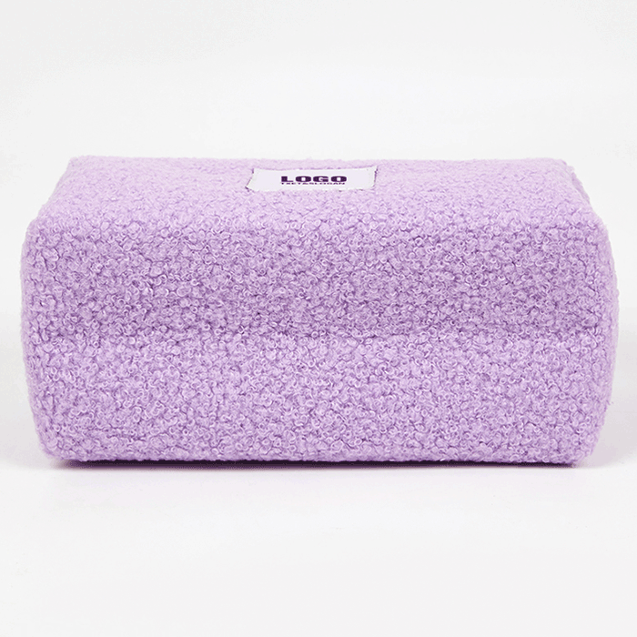 plush-beauty-bag-close-up