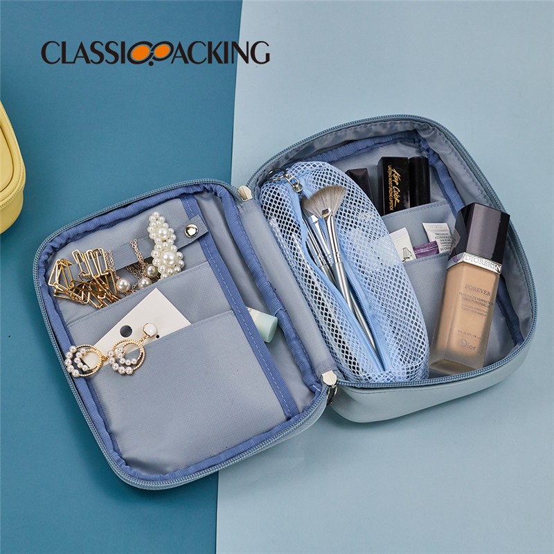 Makeup Organiser Travel Bag-9.jpg