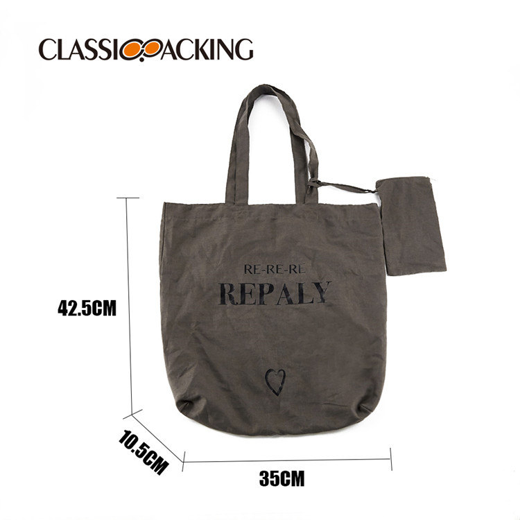 roomy shopping bag 