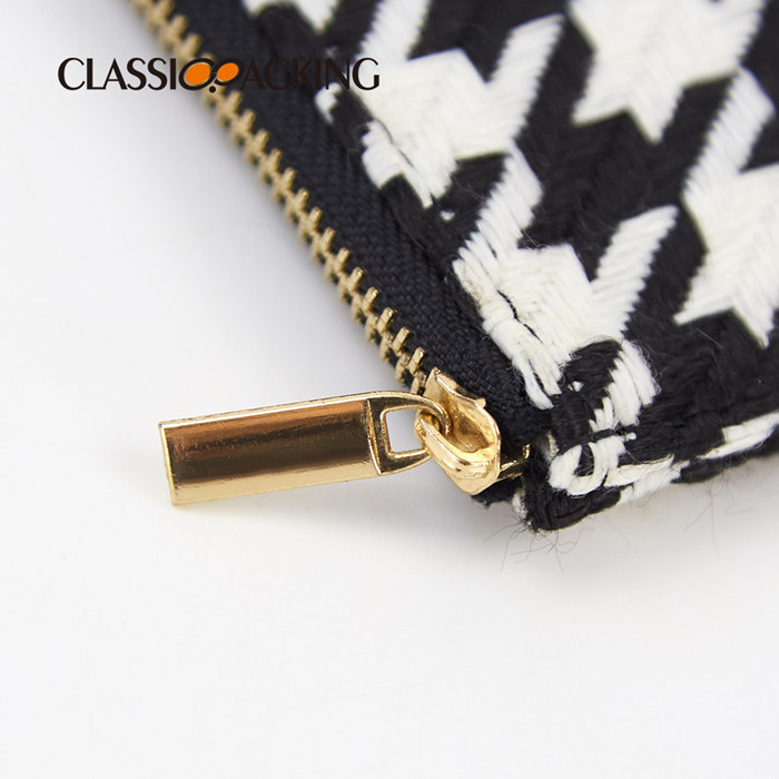 Houndstooth Bulk Cosmetic Pouches